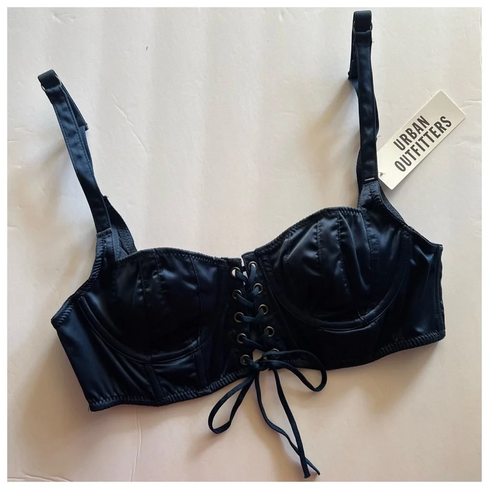 Urban Outfitters Out From Under Eden Lace-Up Bustier - Picture 3 of 8